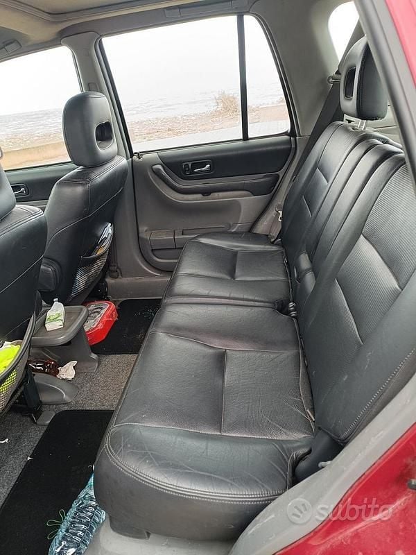 Usata Honda CR-V 150 CV (110 kW) 2001 Rosso SUV