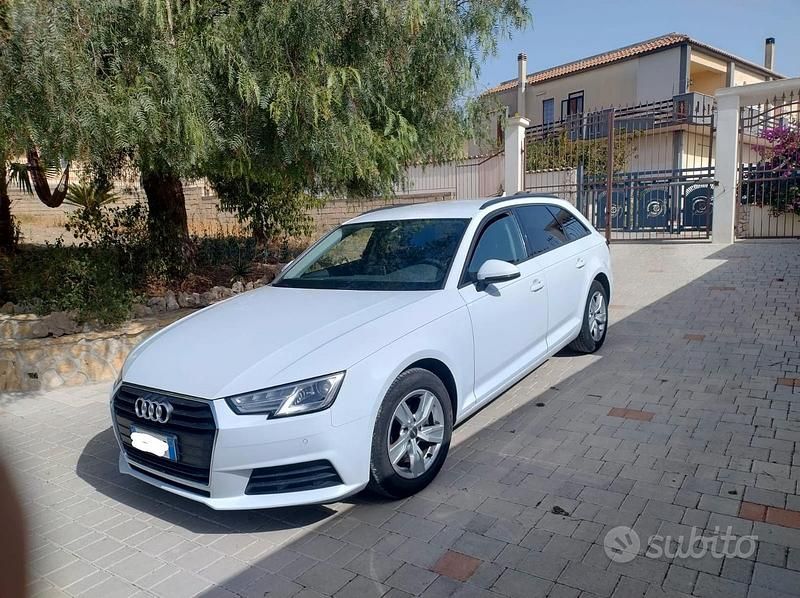 Usata Audi A4 150 CV (110 kW) 2017 Bianco Station wagon