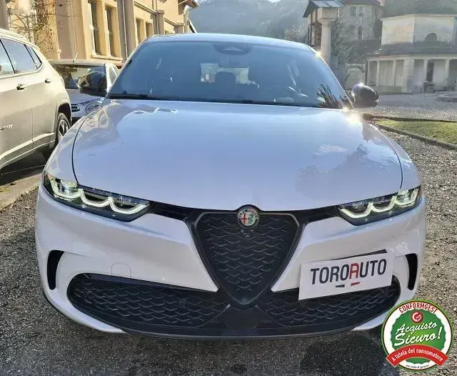 Usata Alfa Romeo Tonale Sprint 131 CV (96 kW) 2024 Bianco SUV