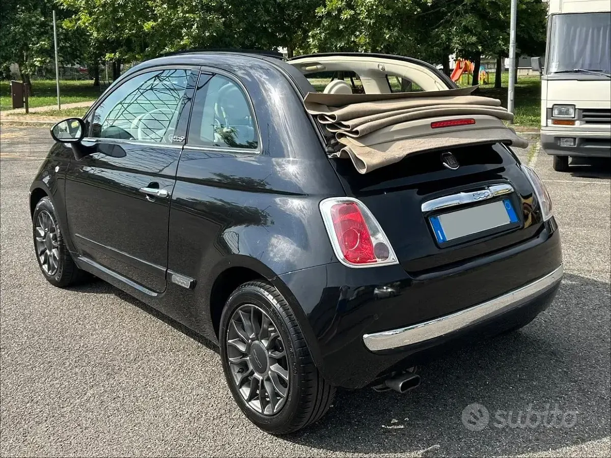 Usata Fiat 500C Rock 69 CV (50 kW) 2011 Nero Cabrio