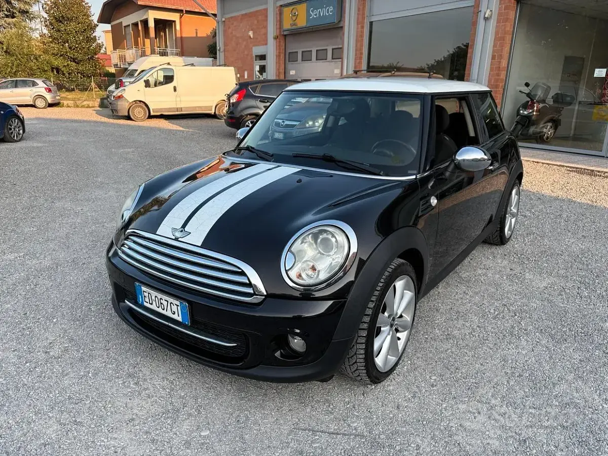 Usata Mini Cooper 112 CV (82 kW) 2010 Utilitaria
