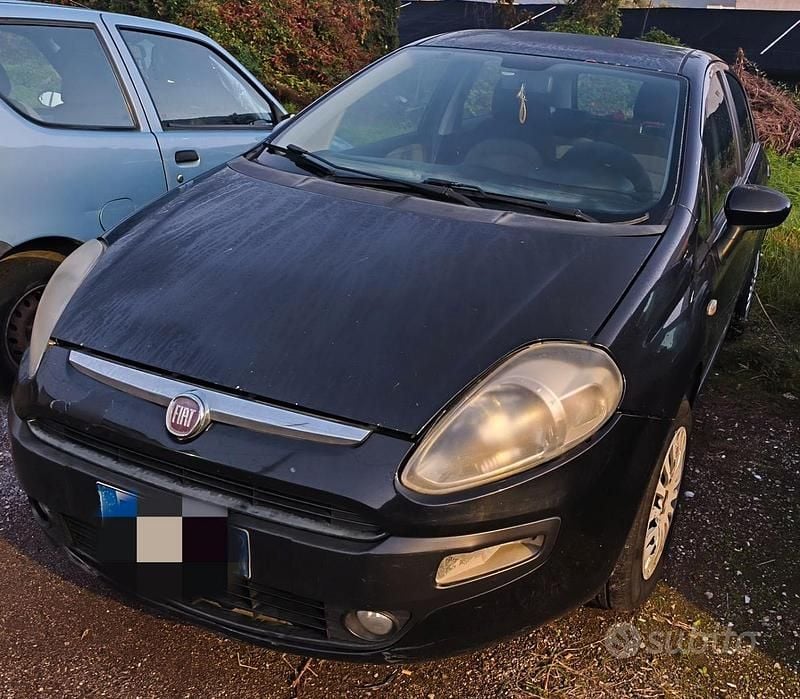 Nero Usata 2012 Fiat Punto Evo Due volumi | 1400 € (Super prezzo) - Immagine 1/4