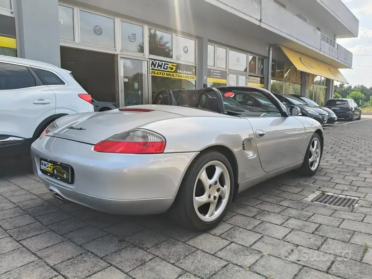 Usata Porsche Boxster 204 CV (150 kW) 1998 Grigio Cabrio