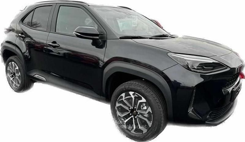 Usata Toyota Yaris Cross Trend 116 CV (85 kW) 2024 Grigio scuro metallizzato SUV