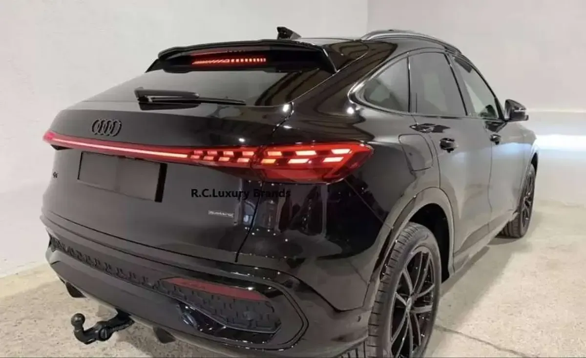 Nuova Audi Q5 Sportback Ambiente 204 CV (150 kW) 2026 Mythos SUV