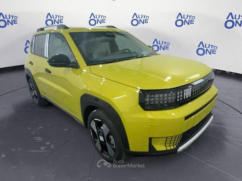 Nuova Fiat Grande Panda La Prima 110 CV (80 kW) 2025 Nero Utilitaria