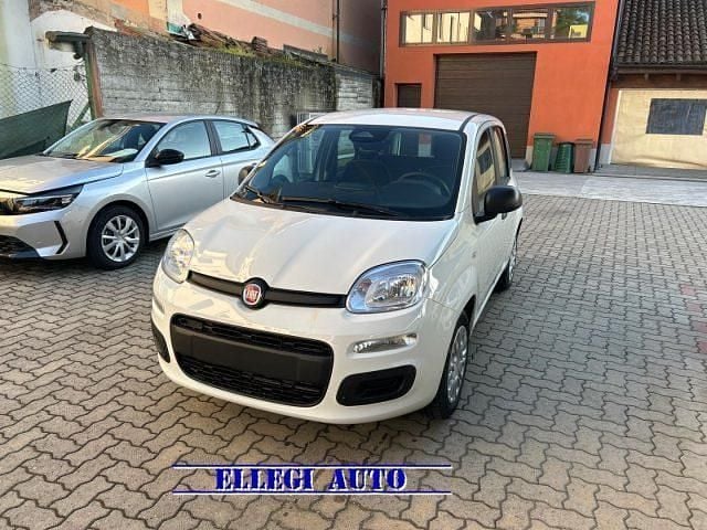 Nuova Fiat Panda 69 CV (50 kW) 2025 Bianco extraserie Berlina
