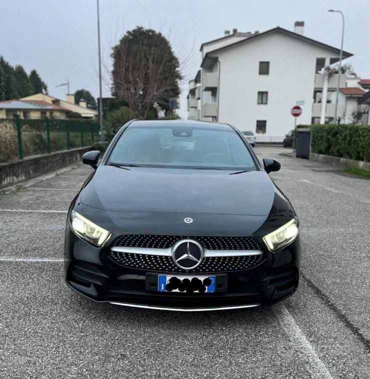 Usata Mercedes A200 Premium 150 CV (110 kW) 2019 Nero Berlina