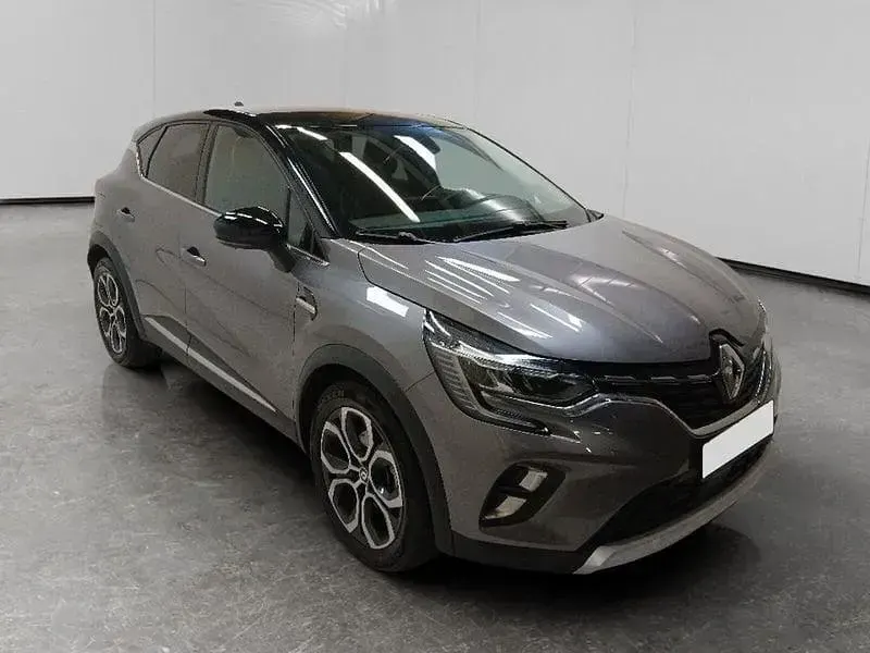 Usata Renault Captur Techno 145 CV (106 kW) 2023 Grigio SUV