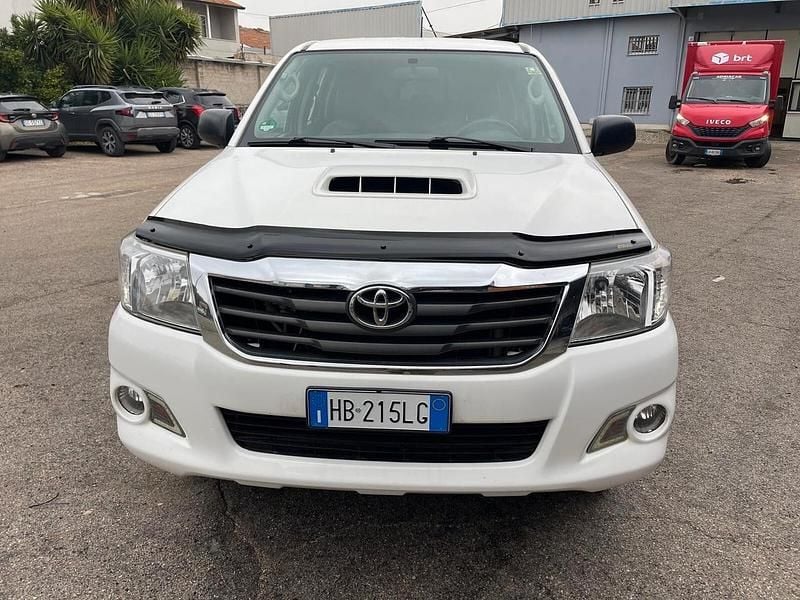 Usata Toyota HiLux 144 CV (105 kW) 2013 Bianco Pick-up