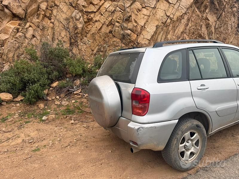 Usata Toyota RAV4 115 CV (84 kW) 2002 SUV
