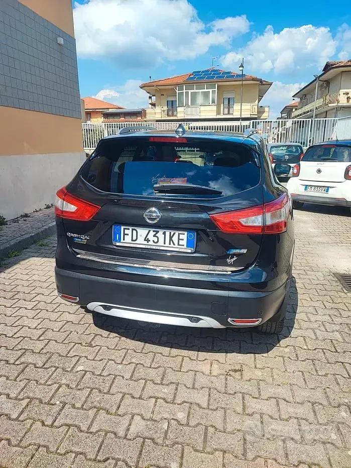 Usata Nissan Qashqai Tekna 130 CV (95 kW) 2014 Nero SUV