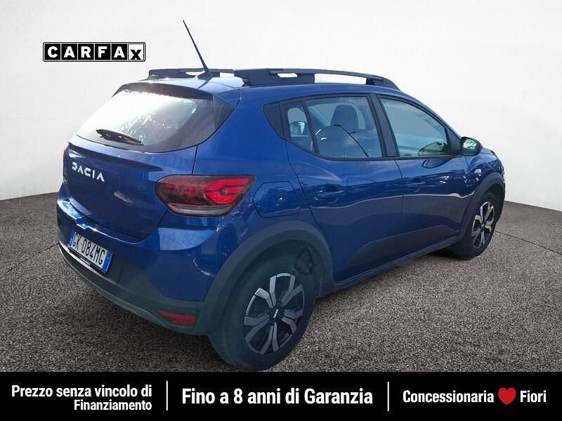 Usata Dacia Sandero Expression 101 CV (74 kW) 2023 Blu Utilitaria