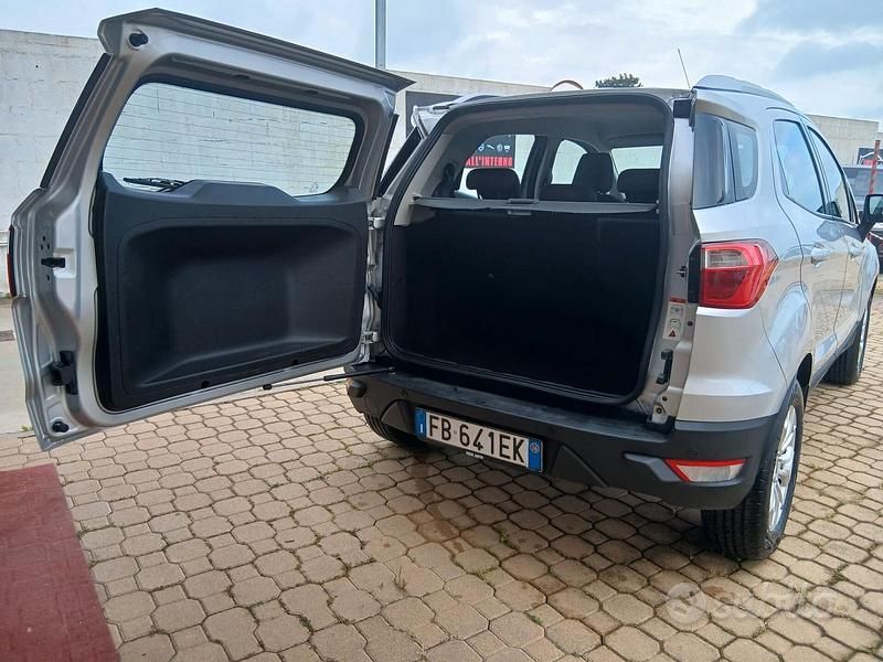 Usata Ford Ecosport 95 CV (69 kW) 2016 Grigio SUV