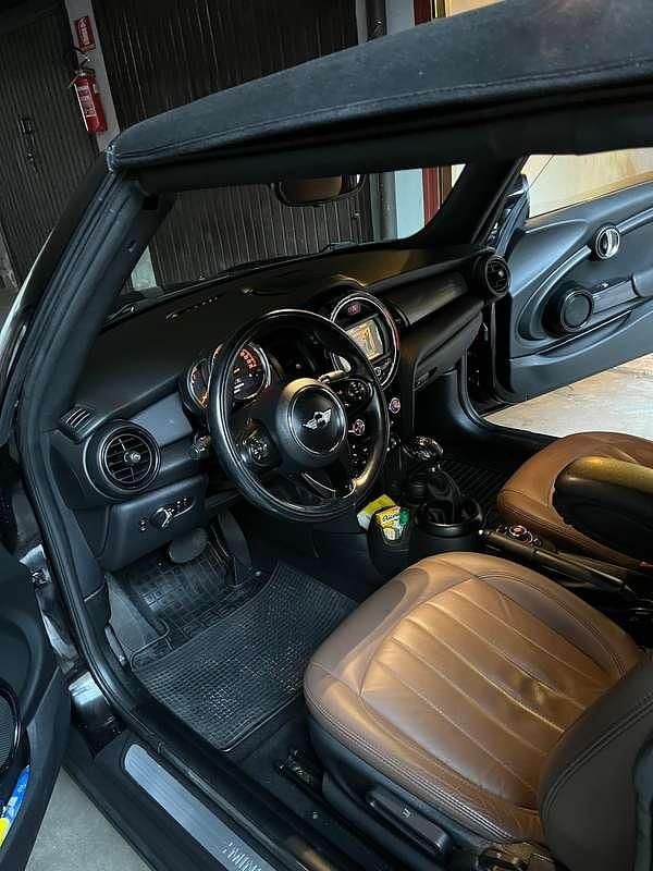 Usata Mini Cooper Cabriolet Hype 136 CV (100 kW) 2017 Cabrio