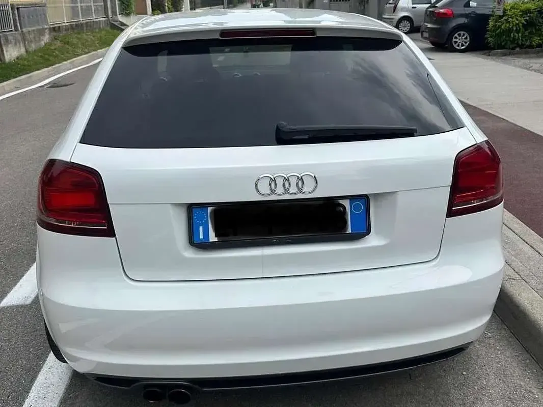 Usata Audi A3 S-Line 170 CV (125 kW) 2011 Bianco Utilitaria