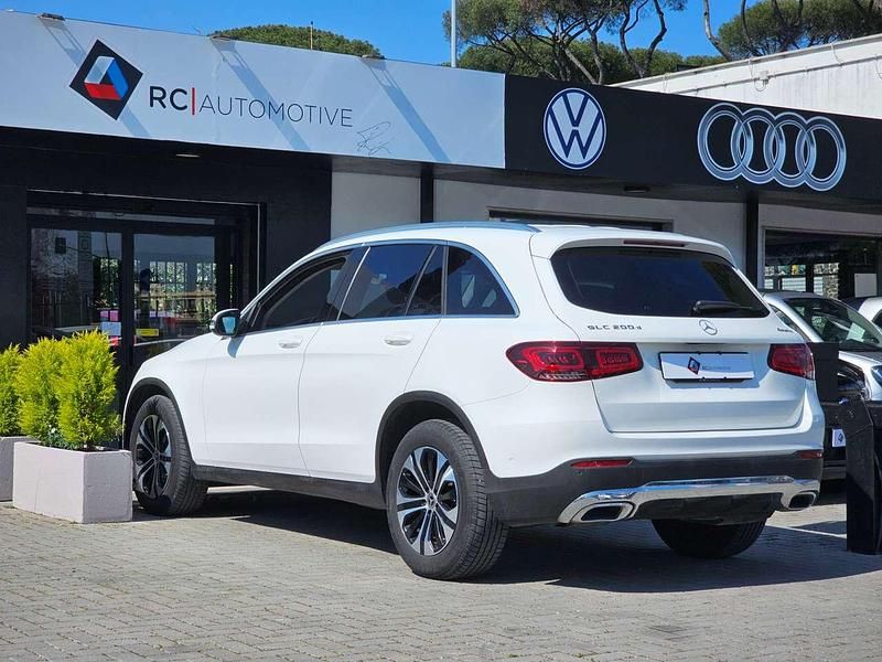Usata Mercedes GLC200 Executive 163 CV (119 kW) 2022 Polar white SUV
