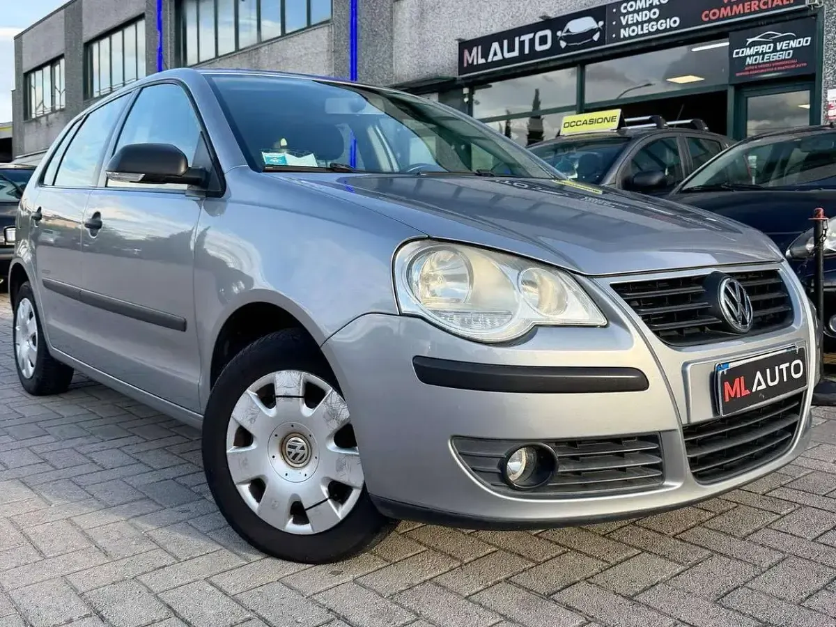 Usata VW Polo Comfortline 69 CV (50 kW) 2009 Grigio Utilitaria