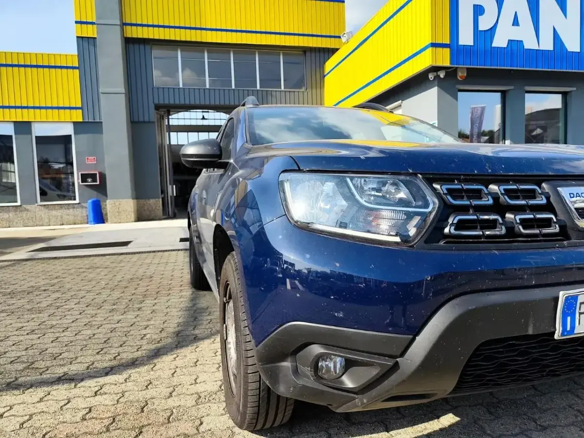 Usata Dacia Duster Comfort 91 CV (66 kW) 2019 Blu SUV