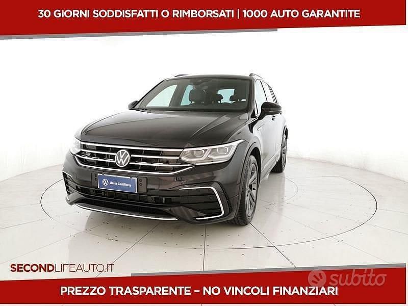 Usata VW Tiguan R-line 150 CV (110 kW) 2022 Nero SUV