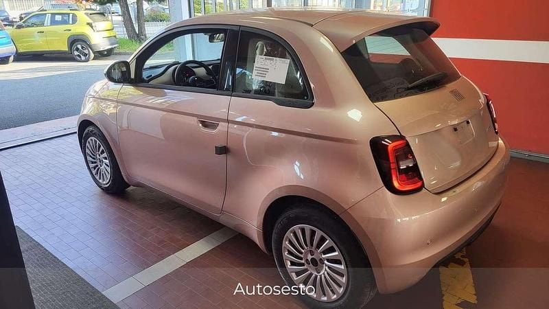 Nuova Fiat 500 Pop 65 CV (47 kW) 2026 Other Utilitaria