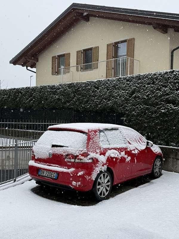 Usata VW Golf VI 110 CV (80 kW) 2009 Utilitaria