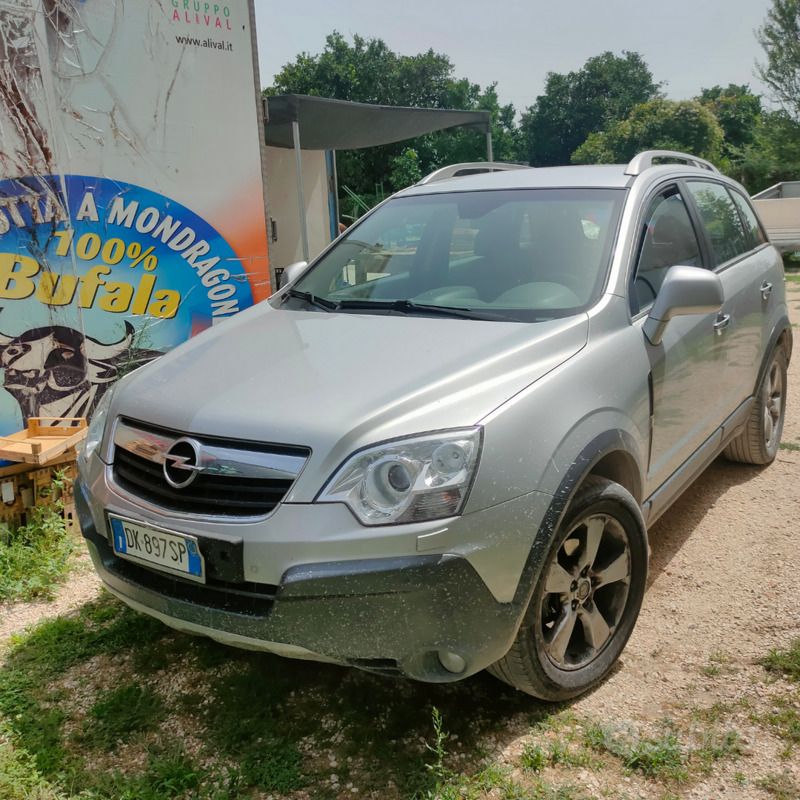 Grigio Usata 2007 Opel Antara SUV | 3499 € (Ottimo prezzo) - Immagine 1/4