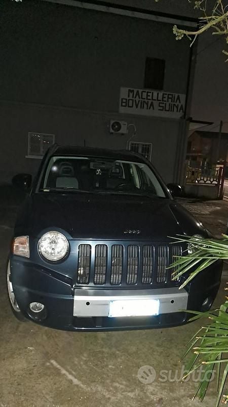 Verde Usata 2007 Jeep Compass SUV | 3500 € (Buon prezzo) - Immagine 1/2