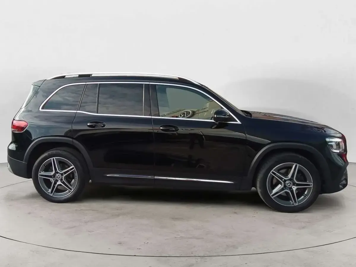 Usata Mercedes GLB180 Premium 116 CV (85 kW) 2022 Nero SUV