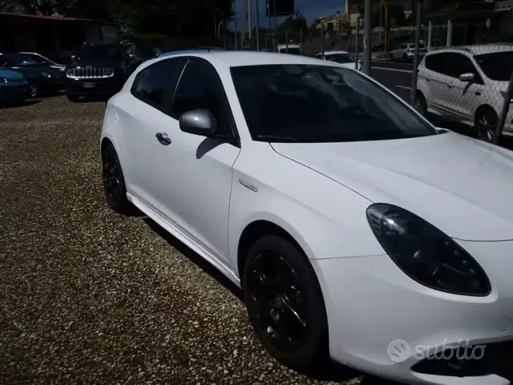 Usata Alfa Romeo Giulietta Super 150 CV (110 kW) 2016 Bianco Utilitaria