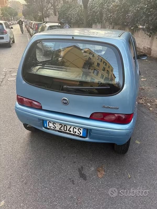 Usata Fiat Seicento 54 CV (39 kW) 2005 Blu Utilitaria