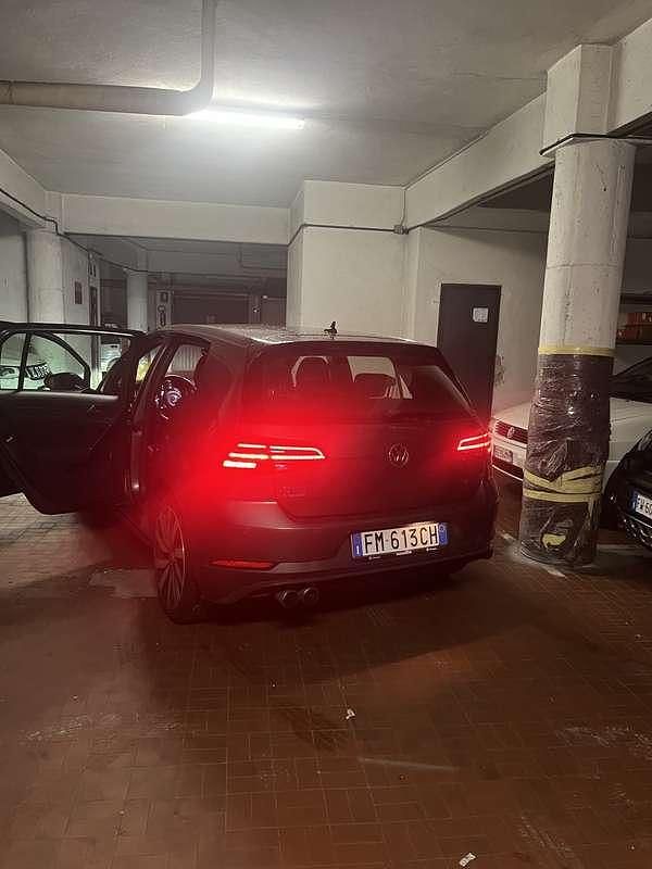 Grigio Usata 2017 VW Golf VII GTE Due volumi | 16.500 € (Ottimo prezzo) - Immagine 1/4