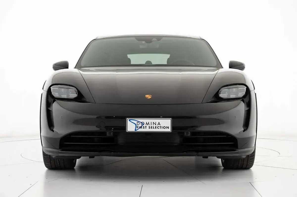 Usata Porsche Taycan 4 Cross Turismo Cross Turismo 139 kW (190 CV) 2023 Nero Station wagon