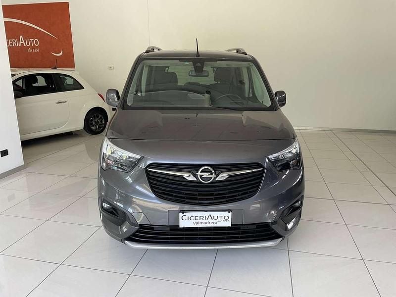 Usata Opel Combo Life Innovation 131 CV (96 kW) 2020 Grigio Monovolume