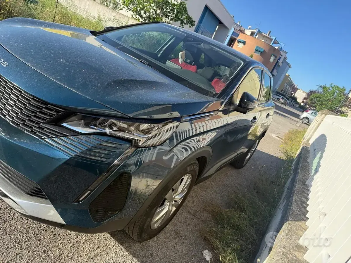 Usata Peugeot 3008 131 CV (96 kW) 2022 Blu SUV