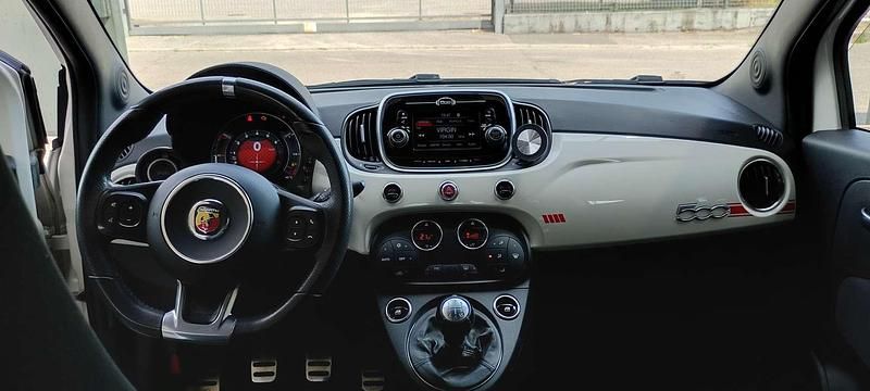 Usata Abarth 595 144 CV (105 kW) 2019 Bianco Utilitaria