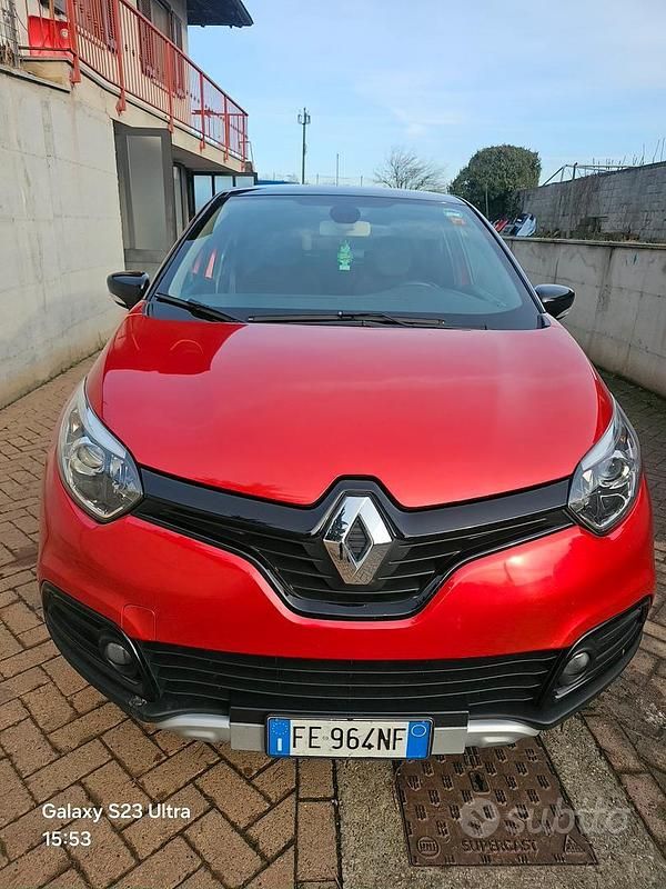 Usata Renault Captur 90 CV (66 kW) 2016 Marrone SUV