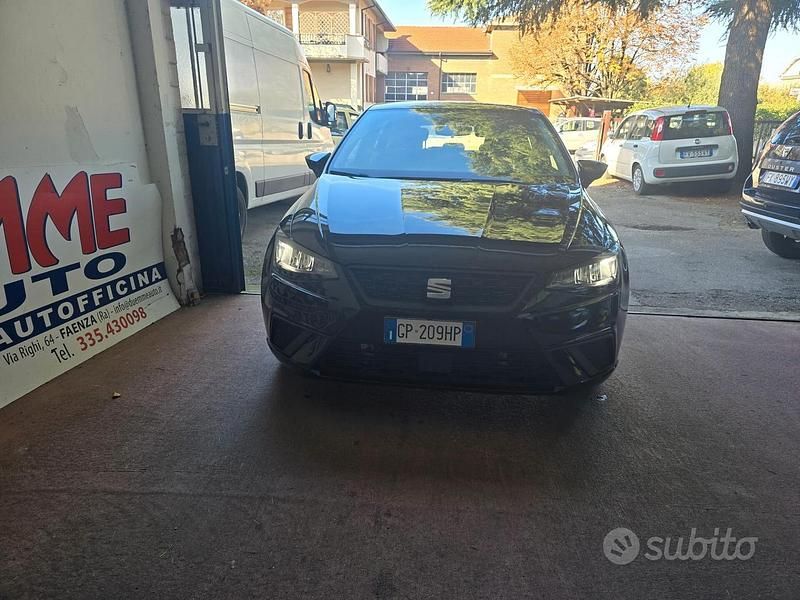 Second-hand Seat Ibiza Business 110 CP (80 kW) 2023 Negru Berlinǎ
