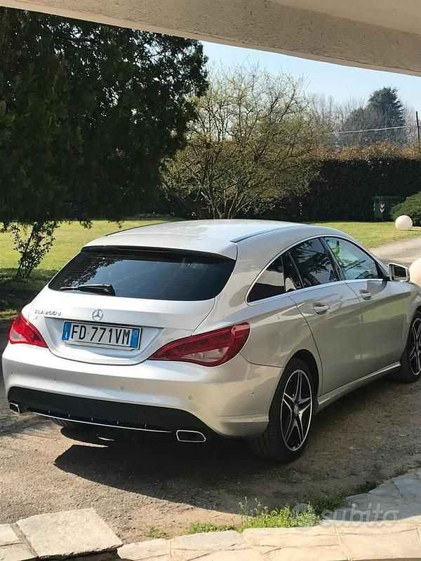 Usata Mercedes CLA200 Shooting Brake 136 CV (100 kW) 2016 Grigio Station wagon