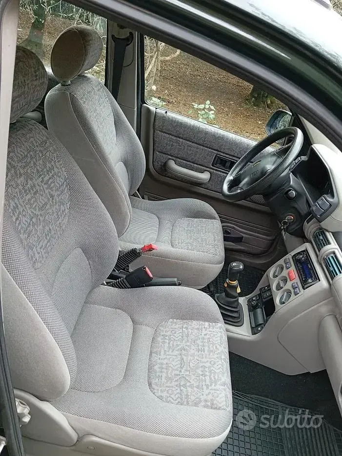 Usata Land Rover Freelander 120 CV (88 kW) 1998 Verde SUV