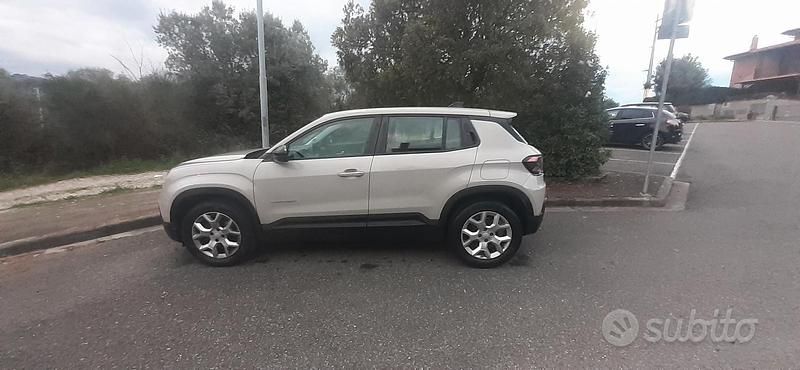 Usata Jeep Avenger 100 CV (73 kW) 2023 Grigio SUV