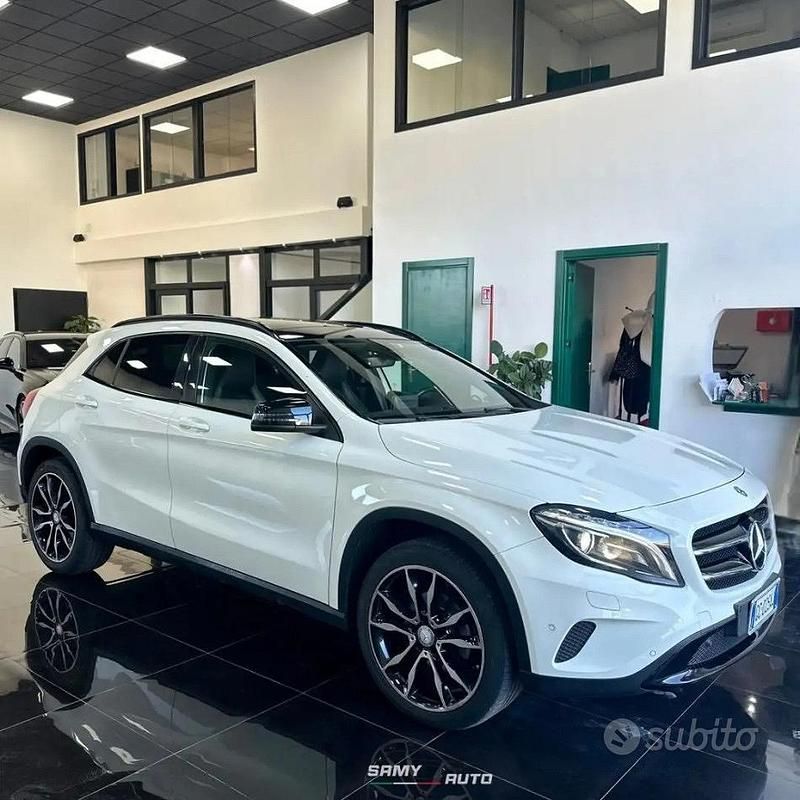 Usata Mercedes 220 Premium 2017 Bianco SUV