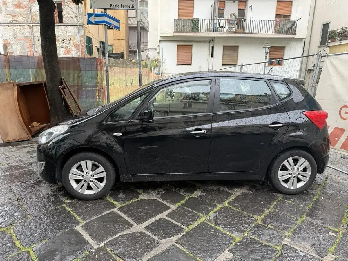 Usata Hyundai ix20 90 CV (66 kW) 2012 Nero Utilitaria