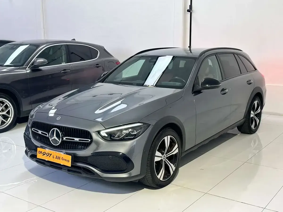 Usata Mercedes C220 Premium Plus 200 CV (147 kW) 2022 Grigio Station wagon