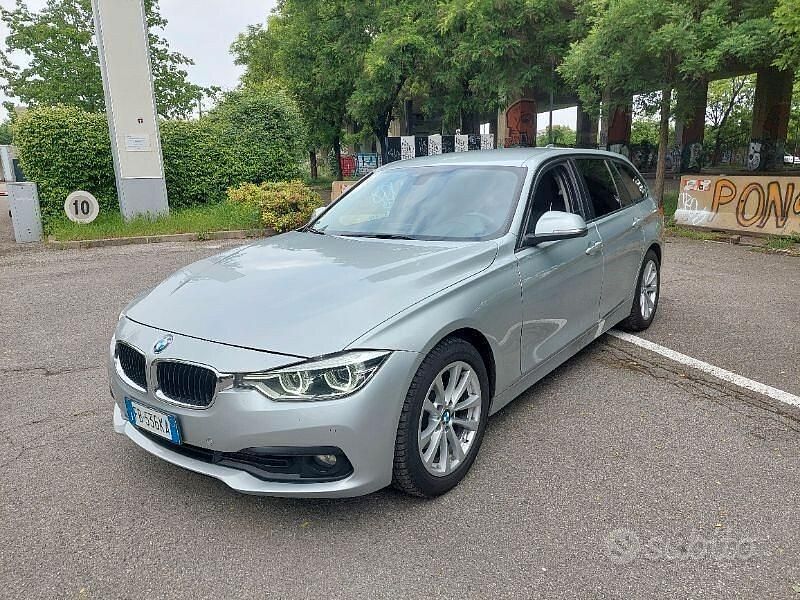 Usata BMW 320 Sport Line 190 CV (139 kW) 2016 Grigio Station wagon