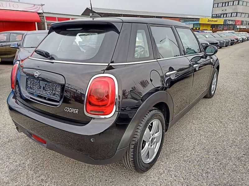 Usata Mini Cooper 136 CV (100 kW) 2018 Nero Utilitaria