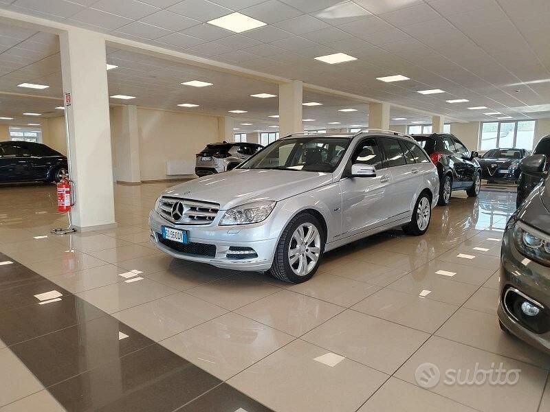 Usata Mercedes C220 Avantgarde 170 CV (125 kW) 2010 Argento Station wagon