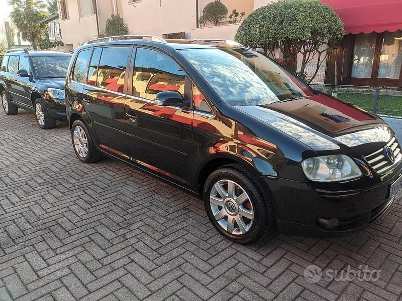 Usata VW Touran 105 CV (77 kW) 2005 Nero Monovolume