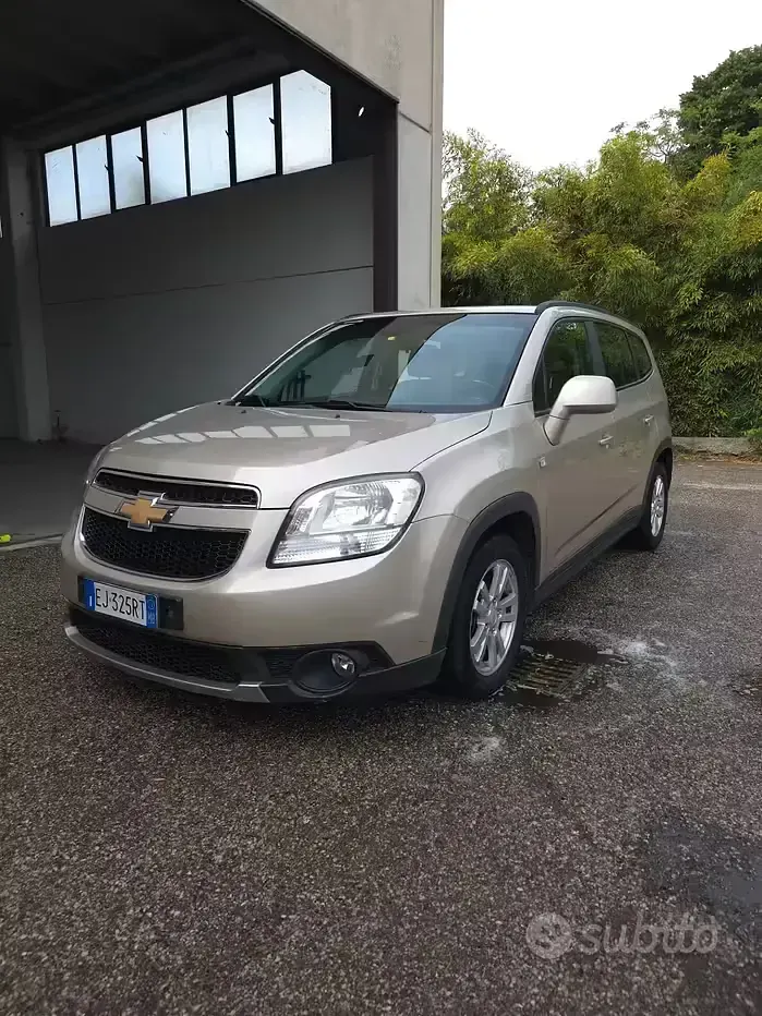 Usata Chevrolet Orlando LT 131 CV (96 kW) 2011 Monovolume