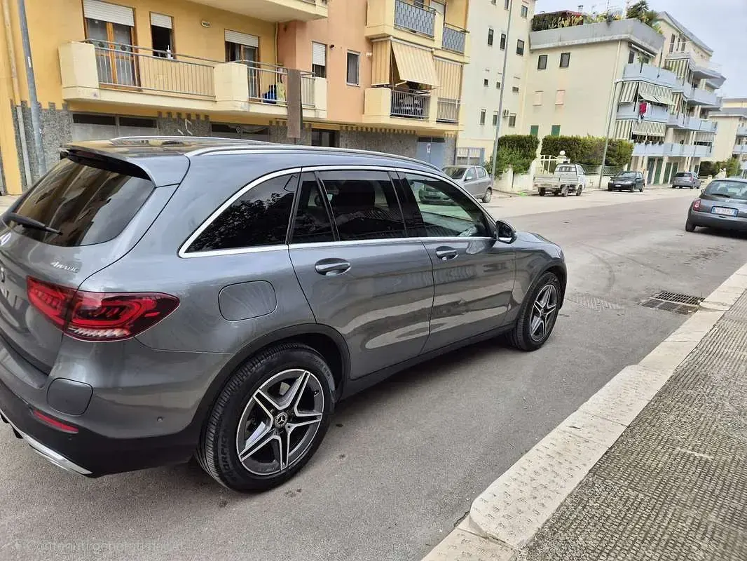 Usata Mercedes GLC300 Premium Plus 194 CV (142 kW) 2021 SUV